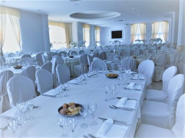 tavoli-sala.jpg